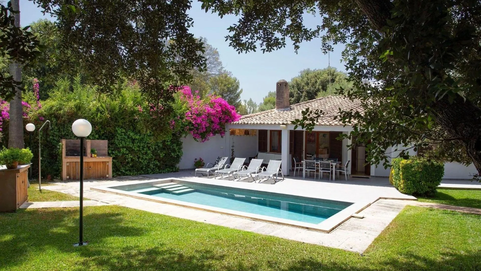 Holiday home Klimatisiertes Ferienhaus Julieta Mit Pool Crestatx